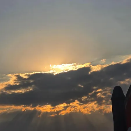 캠프장 ла пуеста де соль 부르가스